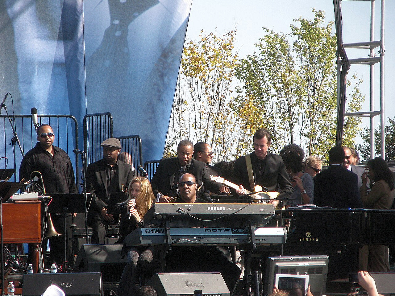 Sheryl Crow and Stevie Wonder at the dedication concert for the Martin Luther King Jr. Memorial, 2011.